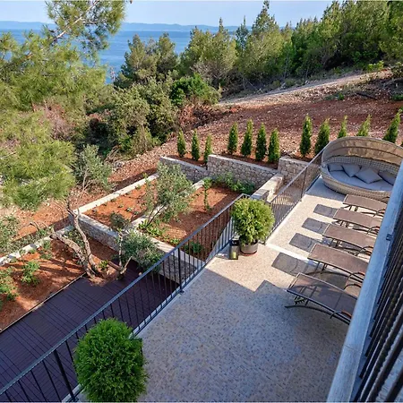 3 Bedroom Cozy In Gromin Dolac * Zavala